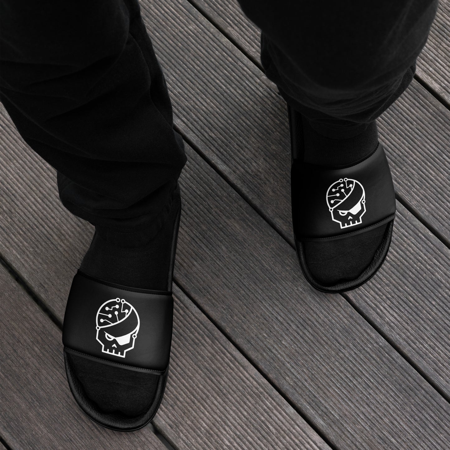 Claquettes noires pour homme